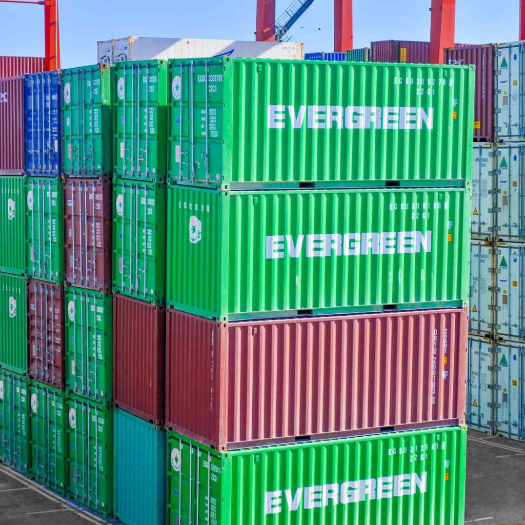 Durable shipping containers